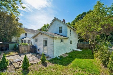 Welcome to 37 Stoll St, a charming Colonial offering classic - photo 29