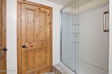 Discover exceptional versatility and location at 527/529 - photo 30