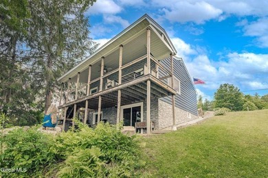 Imagine pulling into your own quiet retreat where stressful days - photo 30