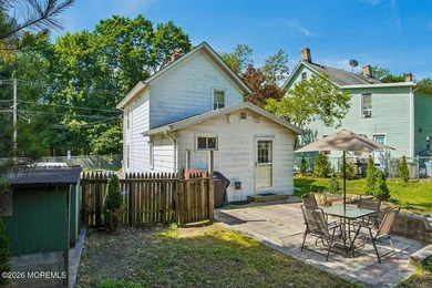 Welcome to 37 Stoll St, a charming Colonial offering classic - photo 33