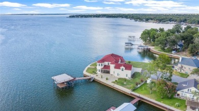 Lake Home For Sale in Gun Barrel City, Texas