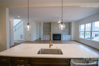 Discover timeless elegance in the Tiburon plan, offering 5 - photo 13