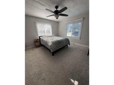 Welcome home! This beautifully updated and renovated 3 bedroom - photo 19