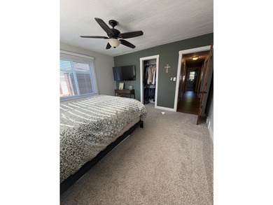 Welcome home! This beautifully updated and renovated 3 bedroom - photo 20