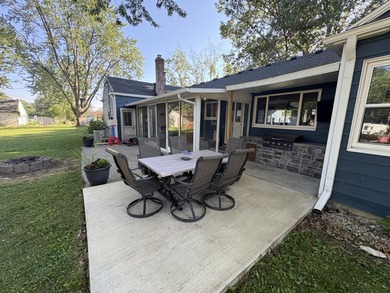 Welcome home! This beautifully updated and renovated 3 bedroom - photo 29