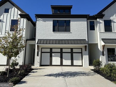 Lake Lanier Townhome/Townhouse For Sale in Gainesville Georgia