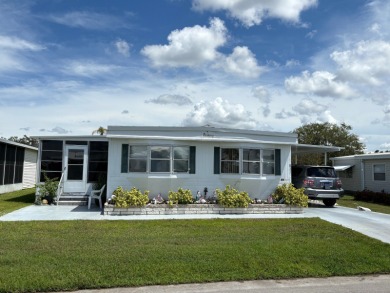 Manatee River Home For Sale in Ellenton Florida