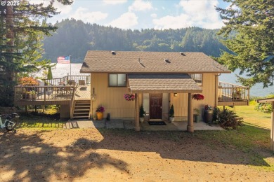 Lake Home For Sale in Lakeside, Oregon