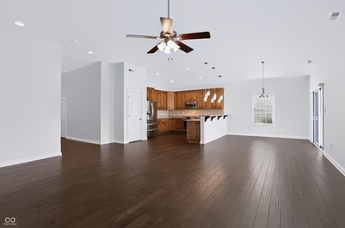 Welcome to this beautifully crafted, all-brick ranch-style home - photo 11