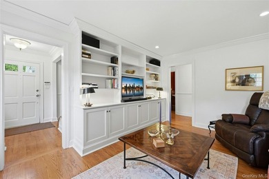 This tastefully curated Farm Ranch pairs easy, inviting style - photo 11