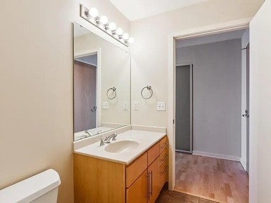 Welcome to unit #2003 at Skyscape. This 20th floor unit - photo 18