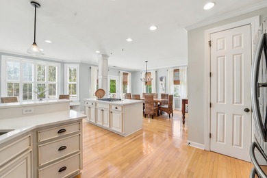 Welcome to this beautifully maintained 5 Bed/4Bath - photo 19