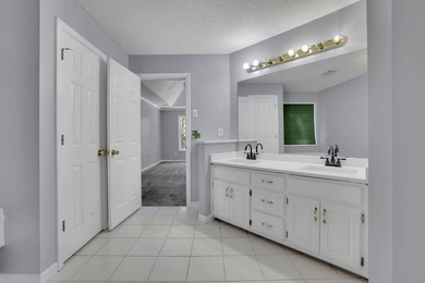 This 6 bedroom, 3 bathroom home offers of comfortable living - photo 24
