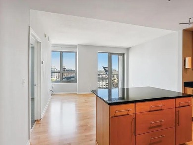 Welcome to unit #2003 at Skyscape. This 20th floor unit - photo 30