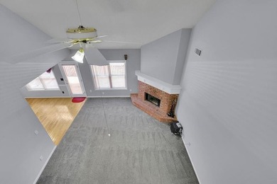 This 6 bedroom, 3 bathroom home offers of comfortable living - photo 31