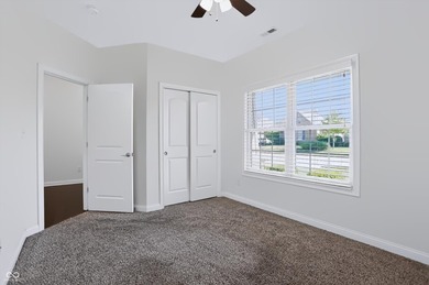 Welcome to this beautifully crafted, all-brick ranch-style home - photo 34