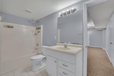 This 6 bedroom, 3 bathroom home offers of comfortable living - photo 36