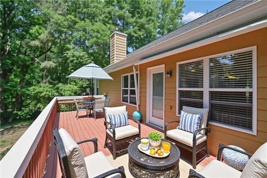 This 6 bedroom, 3 bathroom home offers of comfortable living - photo 43