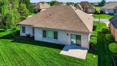 Welcome to this beautifully crafted, all-brick ranch-style home - photo 48
