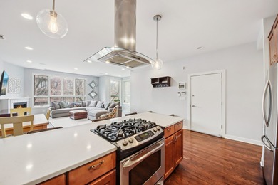 Beautiful Lakeview 3 bedroom, 2 bathroom condo in Blaine School