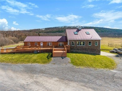 Set in the heart of the breathtaking Finger Lakes region, this - photo 3