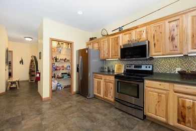 Castle Rock Lake Condo at Portofino Bay! Meticulously maintained - photo 15