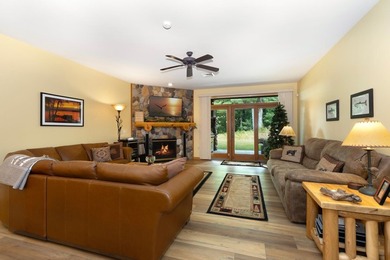 Castle Rock Lake Condo at Portofino Bay! Meticulously maintained - photo 17