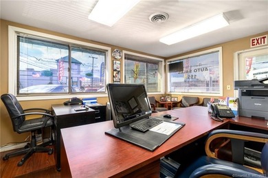 Harbor View Auto Sales LLC presents a strong, well-established - photo 10
