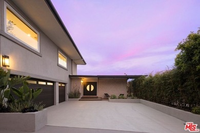 Major recent improvements include new roof, new electric - photo 1