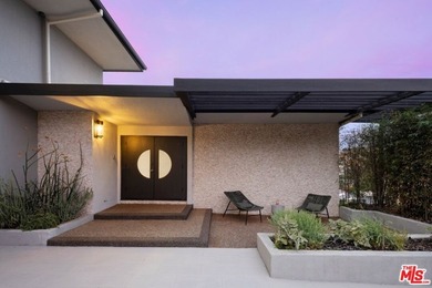 Major recent improvements include new roof, new electric - photo 2