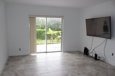 Remodeled Villa 2/1 in the desirable 55+ Boca Lakes Condominium - photo 12