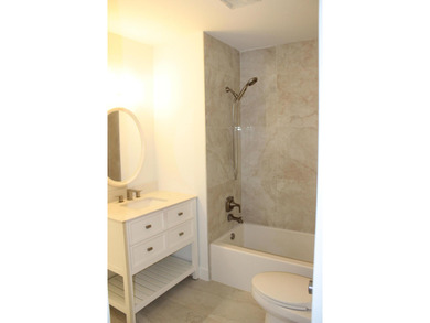 Remodeled Villa 2/1 in the desirable 55+ Boca Lakes Condominium - photo 15