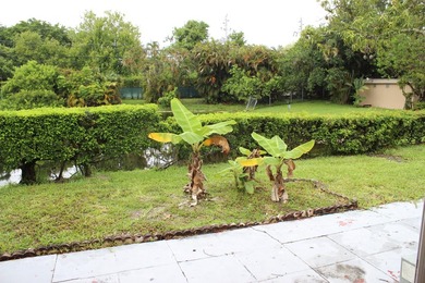 Remodeled Villa 2/1 in the desirable 55+ Boca Lakes Condominium - photo 23