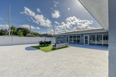 Thriving  Multi Family Compound in Wilton Manors. The portfolio - photo 36