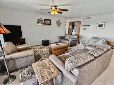Exceptional investment opportunity on the shores of Lake - photo 48