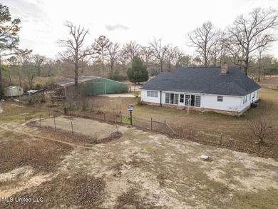 Waterfront country living on approximately 10.75 fully fenced - photo 48
