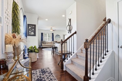 Welcome to this beautifully designed 4-bedroom, 2.5-bathroom - photo 3