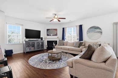 Welcome to this beautifully designed 4-bedroom, 2.5-bathroom - photo 7