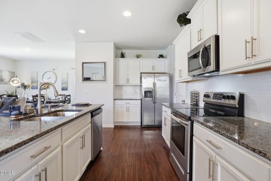 Welcome to this beautifully designed 4-bedroom, 2.5-bathroom - photo 8