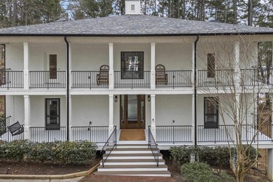 Welcome to this exceptional lakefront retreat in sought-after - photo 4