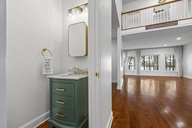 Welcome to this exceptional lakefront retreat in sought-after - photo 7
