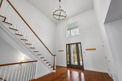 Welcome to this exceptional lakefront retreat in sought-after - photo 8