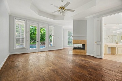 Exquisite luxury living awaits in this stunning estate nestled - photo 22