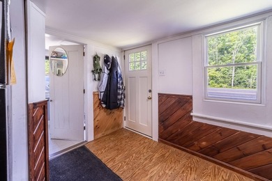 Antique New England charm meets country opportunity on - photo 25