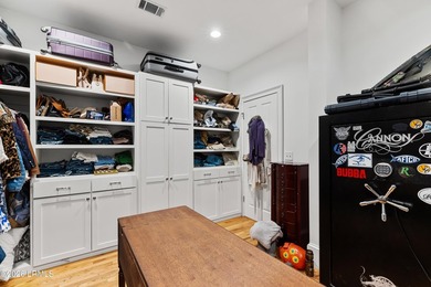 Welcome to this exceptional custom-built 4-bedroom, 3.5-bath - photo 30