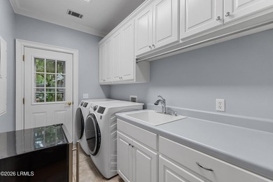 Welcome to this exceptional custom-built 4-bedroom, 3.5-bath - photo 31