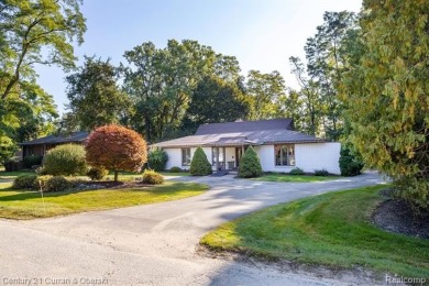 Lake Home For Sale in West Bloomfield, Michigan