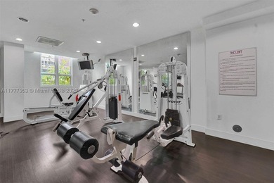 An exceptional BUYING OPPORTUNITY. Highly motivated and priced - photo 33