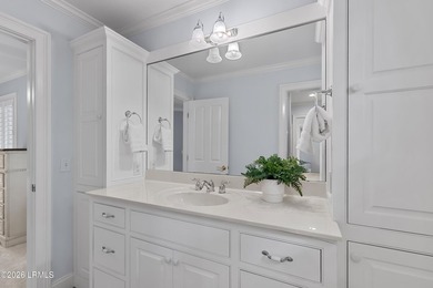 Welcome to this exceptional custom-built 4-bedroom, 3.5-bath - photo 34
