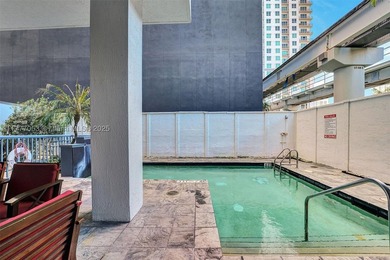 An exceptional BUYING OPPORTUNITY. Highly motivated and priced - photo 38